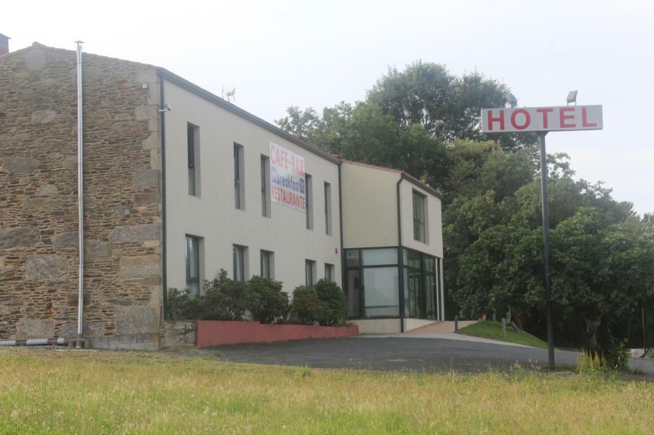 Hotel Amenal Exterior photo
